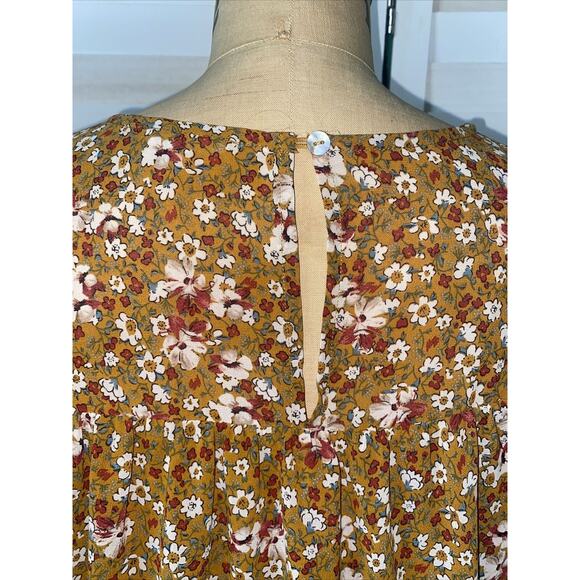 Jodifl Floral Ruffle Layer Round Neck Boutique Top Size Small Fall Colors - Picture 7 of 11